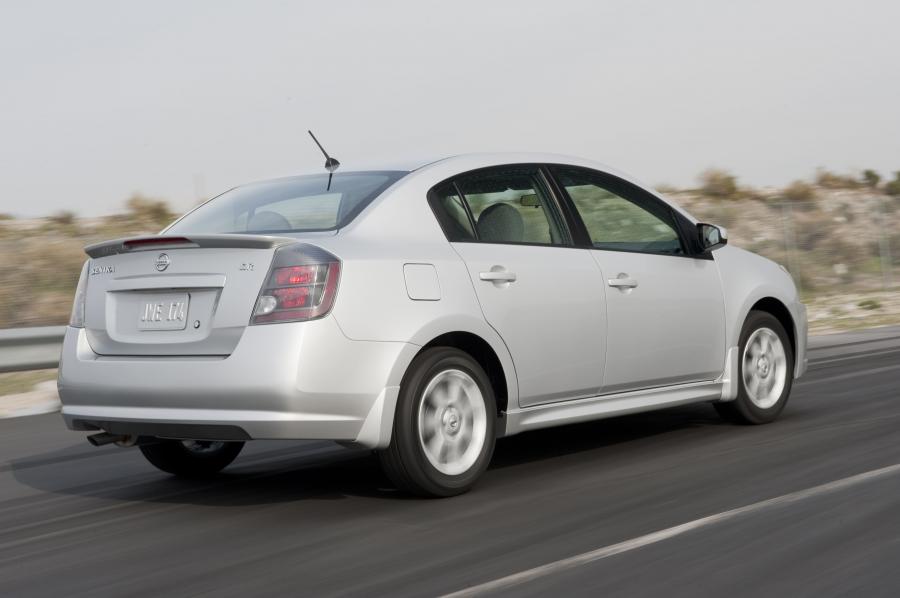  Nissan Sentra SR 2009 года  (фото 6 из 34)
